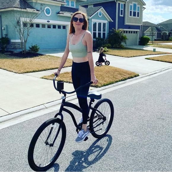 Klassy Network Sage Ribbed Crop Tank M - Picture 2 of 3